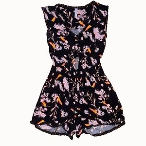 Xhilaration Romper Floral Print with cut out, bow, and button detailing Size XS